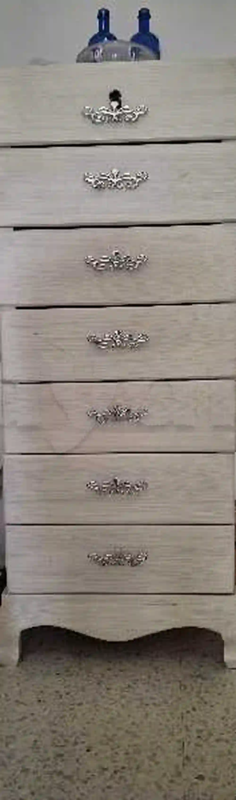 Chiffoniere à Le Bardo