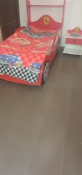 à Vendre 2 Lits Ferrari Avec Matelas + 2 Tables de Nuit