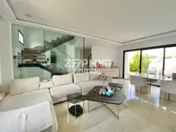 A Louer Villa Jumelée S4 Avec Piscine à Gammarth