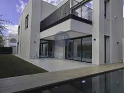 Une Villa Neuve s4 à la Soukra à La Soukra
