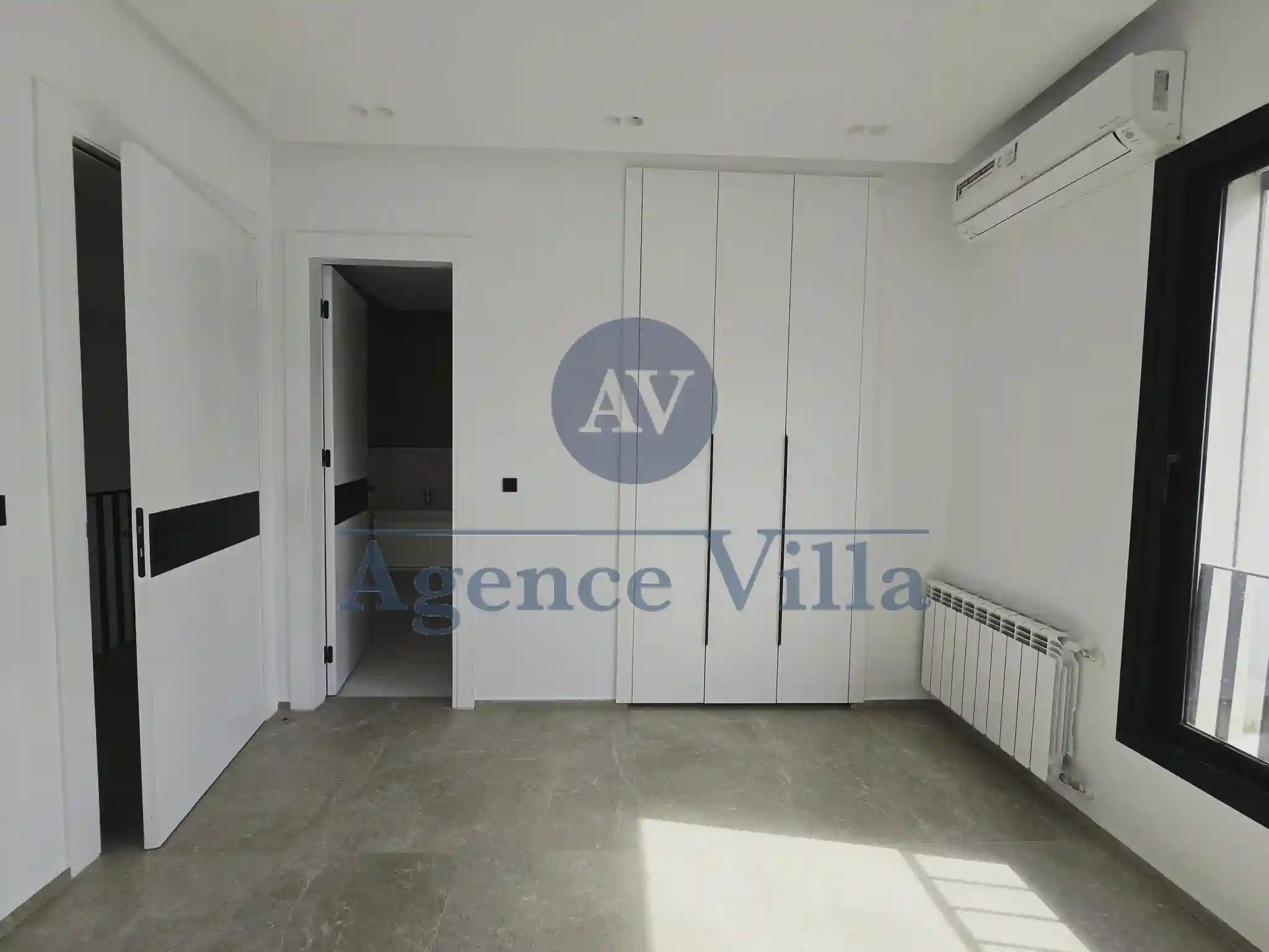 Une Villa Neuve s4 à la Soukra à La Soukra - Vue 3
