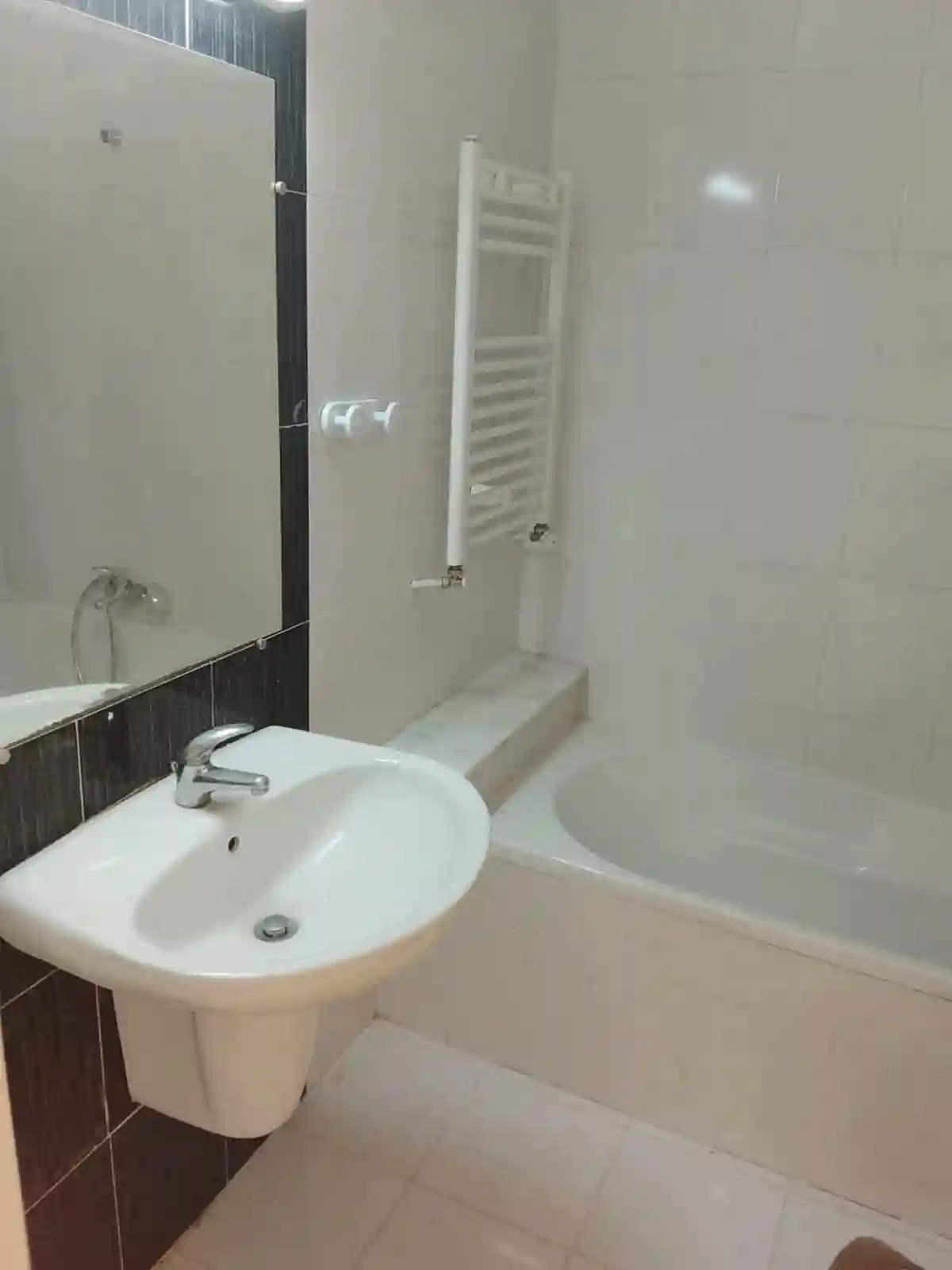 Offre Appartement Hout Standing m6 à El Mourouj - Vue 2