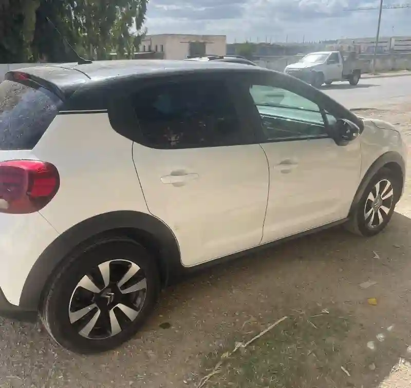 Citroen C3 Essence 2018 - Vue 5