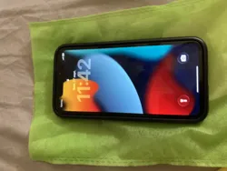 Iphone11 64go à El Menzah