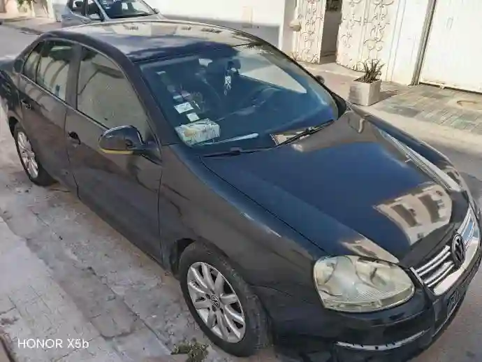 VW Jetta 2009 1ère Main Finition Confortline - Vue 1