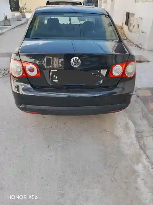 VW Jetta 2009 1ère Main Finition Confortline - Vue 3