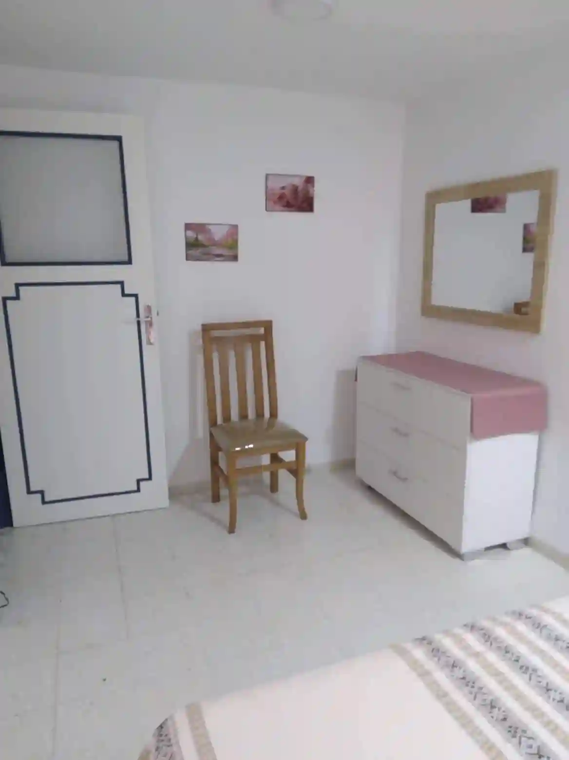 Studio s Plus 1 Meublé a el Manzah 9a Wb2837 à El Menzah 9 - Vue 2