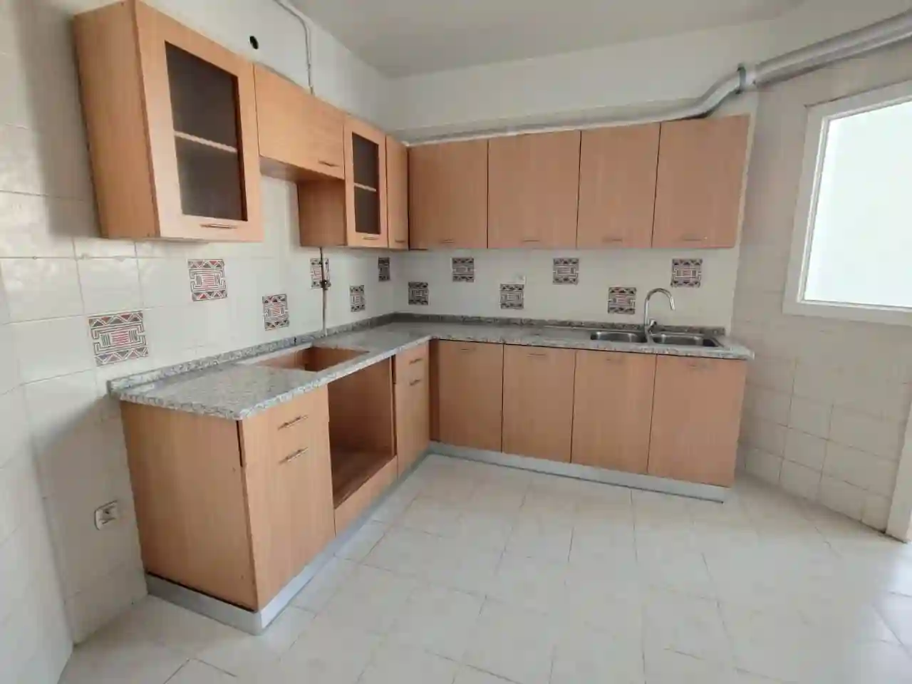 Aouina Wahat Vent s4 175 m2 à El Aouina - Vue 2