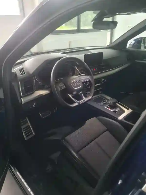 Audi Q5 Diesel 2019 - Vue 9