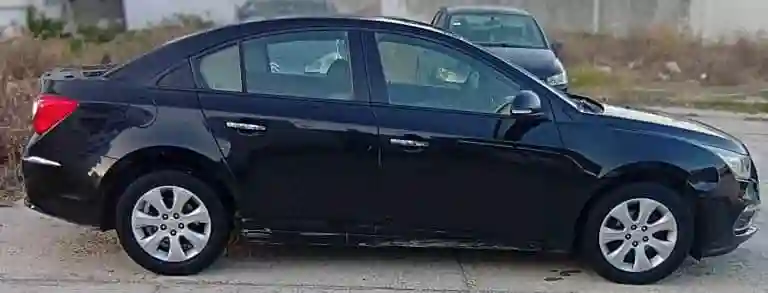 Chevrolet Cruze Essence 2018 - Vue 3