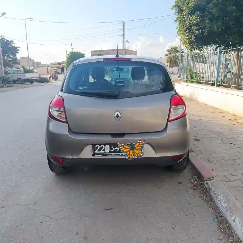 Renault Clio 3 Phase 2 - 15 dci - Vue 1
