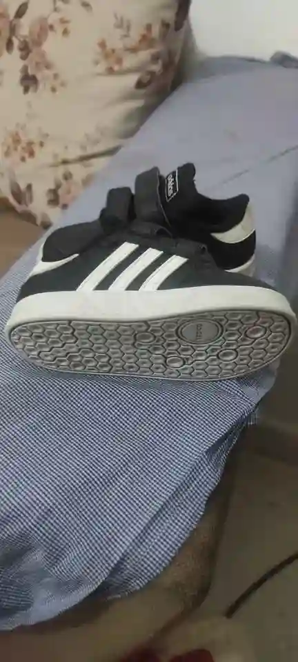 Chaussure Adidas 3 Bandes Pointure 22 - Vue 1