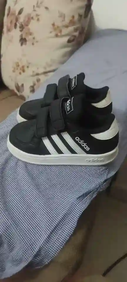 Chaussure Adidas 3 Bandes Pointure 22 - Vue 3