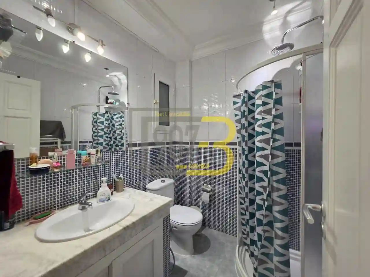 Un Appartement s3 à Cité Ennasr à Cite Ennasr 2 - Vue 4