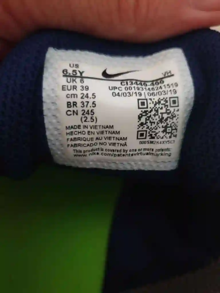 Basket Nike Original - Vue 3