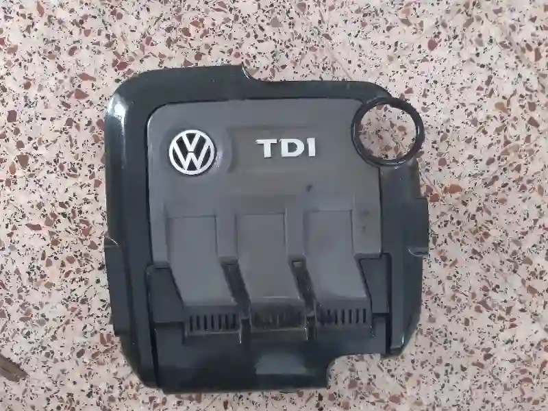 Cache Moteur Polo 567skodaebiza
