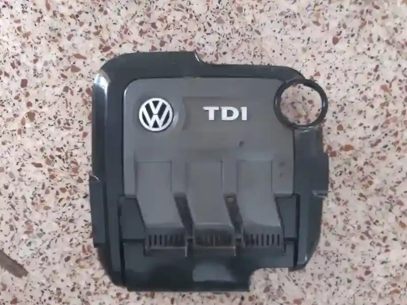 Cache Moteur Polo 567skodaebiza - Vue 1
