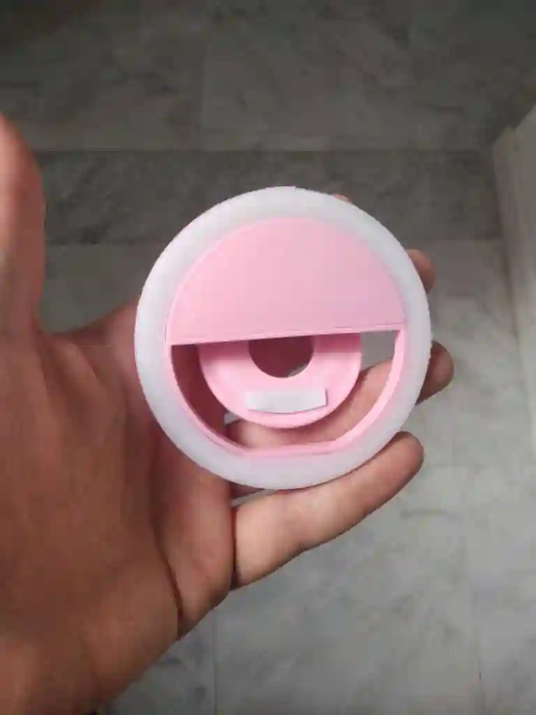 Ring Light Clip-on Haut Qualité Pour des Photos et Videos Claires - Vue 2