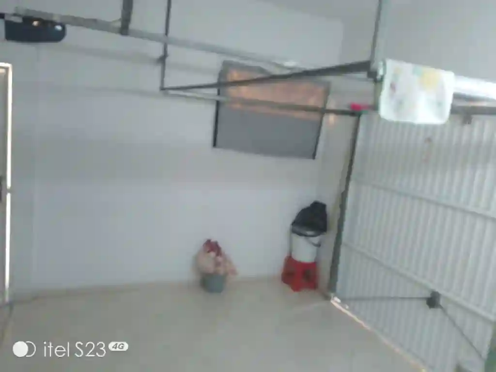À Louer – Duplex s+3 Entièrement Rénové Avec Garage à Mourouj - Vue 2