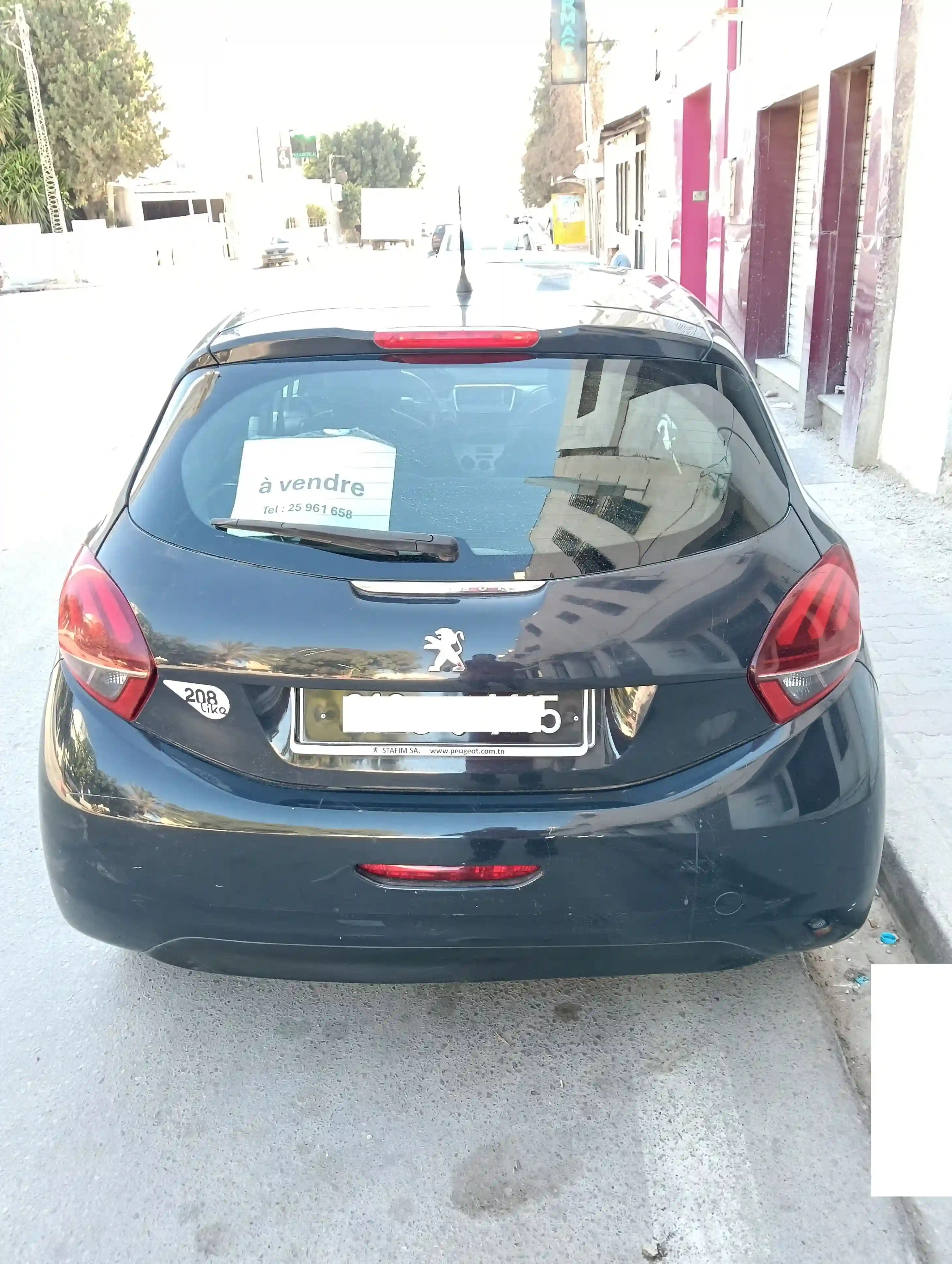 Voiture Peugeot 208 1er Main Année 2019 à Cite El Ghazala 1 - Vue 1