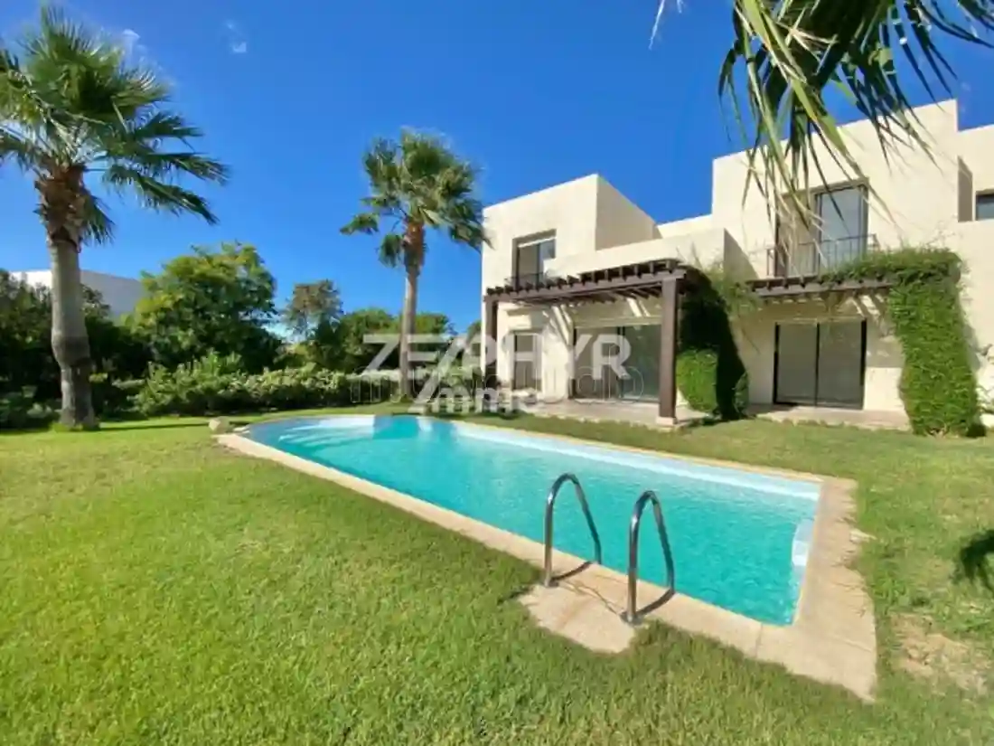 A Louer une Villa S3 Avec Piscine à Gammarth - Vue 1