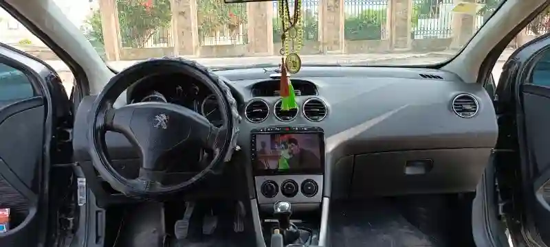 Peugeot 308 Essence 2011 - Vue 6