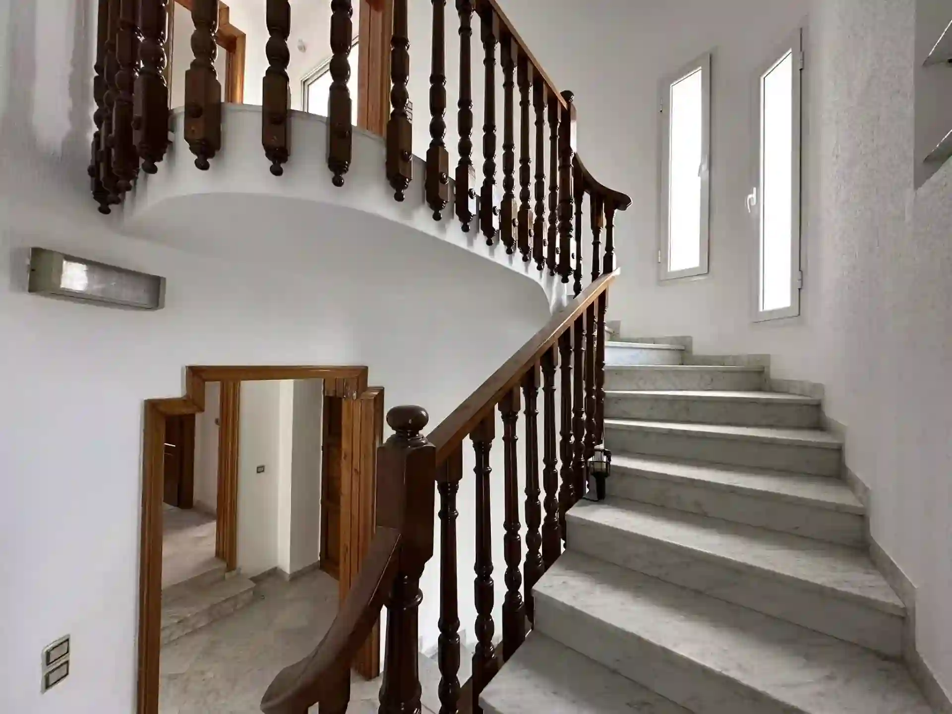 Villa s7 à Menzah 9a sur Artère Principale à El Menzah 9