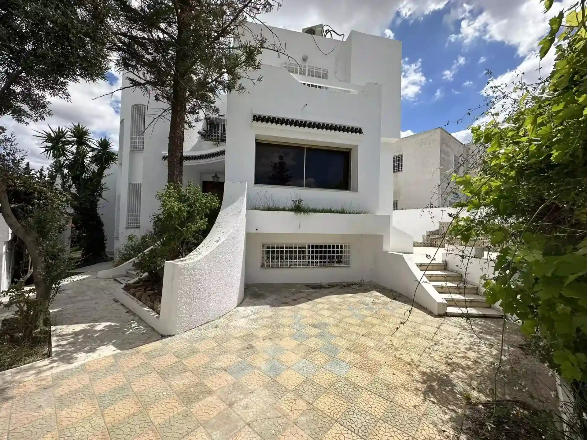 Villa s7 à Menzah 9a sur Artère Principale à El Menzah 9 - Vue 4