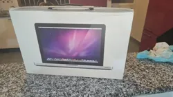 Macbook pro i5 8go ssd 320go Parfait État à Kairouan Nord
