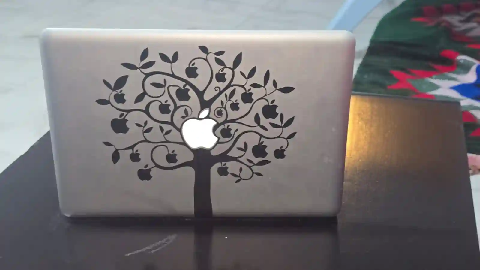 Macbook pro i5 8go ssd 320go Parfait État à Kairouan Nord - Vue 1