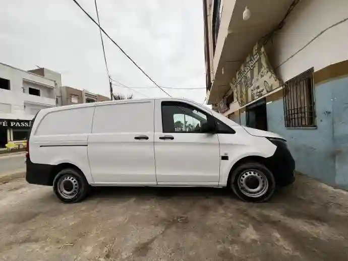 Mercedes Vito 114 - Vue 2