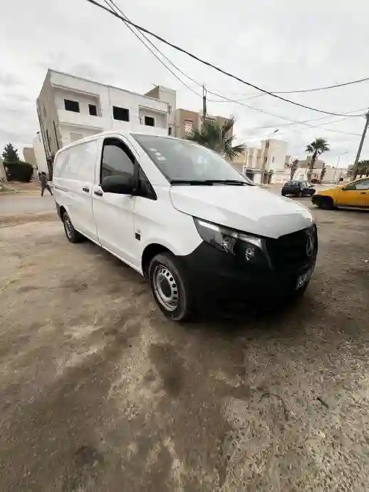 Mercedes Vito 114 - Vue 4