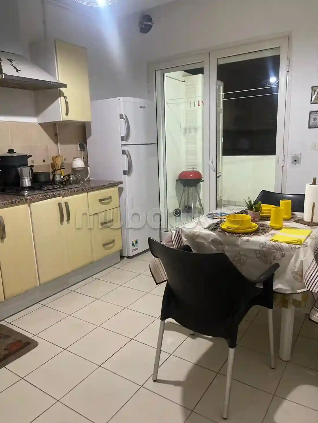 Studio Richement Meublé à Jardin L’aouina - Vue 1