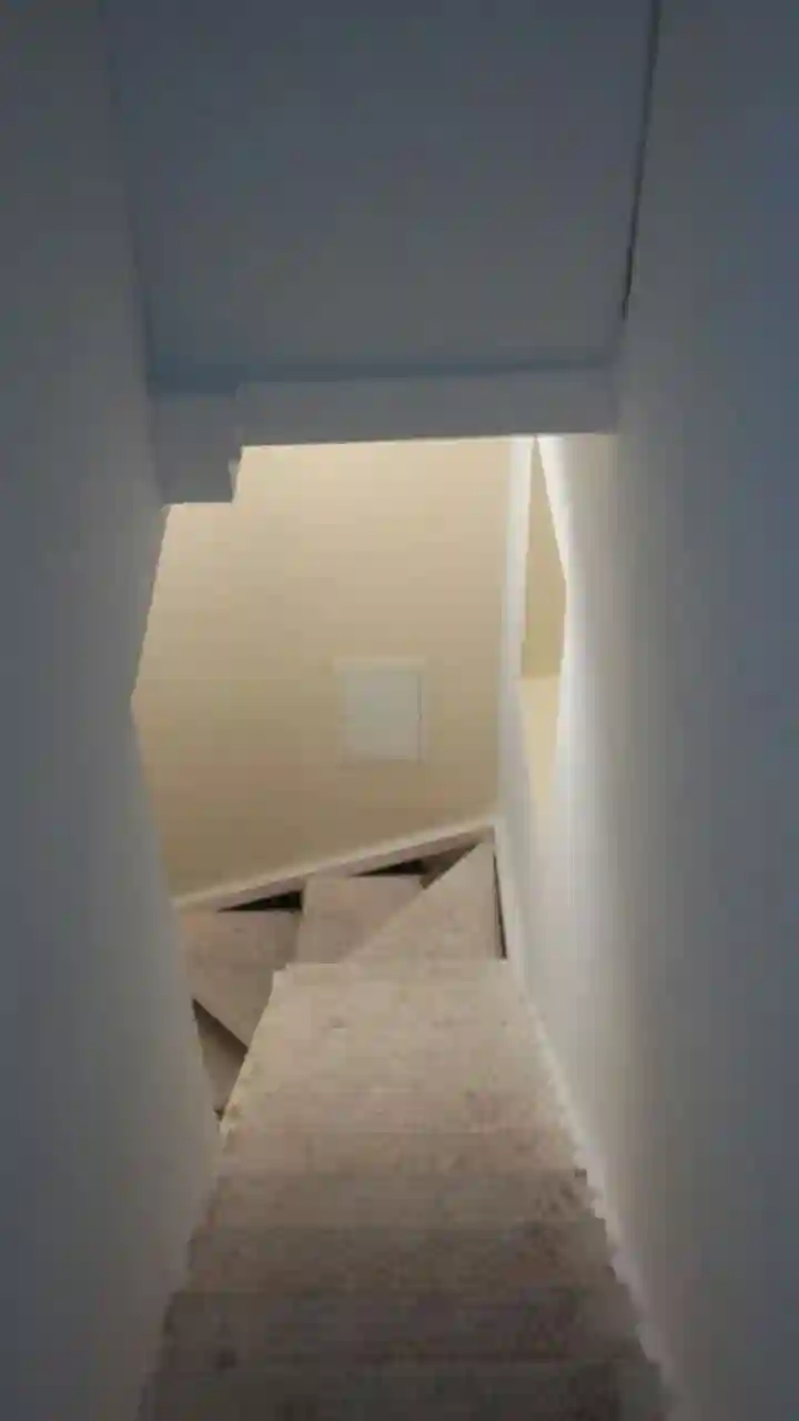 Un Fonds de Commerce Avec ou Sans les Murs à Berge Du Lac - Vue 1