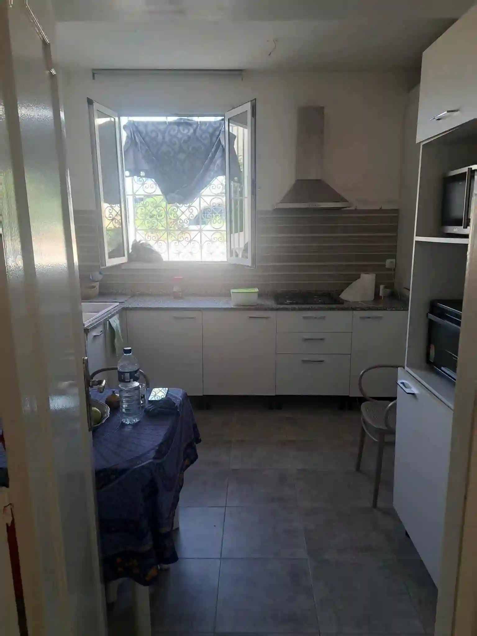 Un s3 au rdc à L'ariana à Ariana - Vue 3