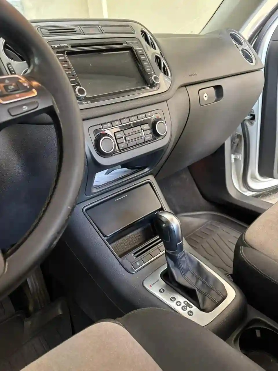 Volkswagen Tiguan Essence Full Options Gulf Specs à La Soukra - Vue 2
