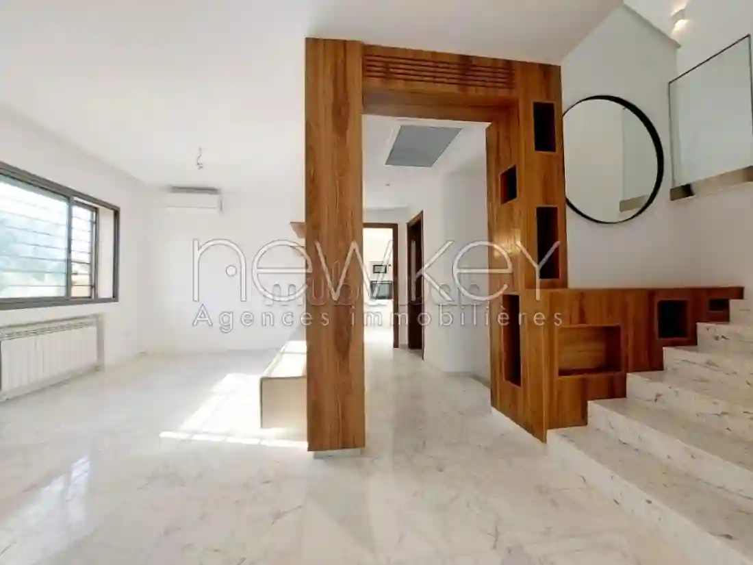 Triplex S3 Jamais Habité à La Marsa - Vue 3