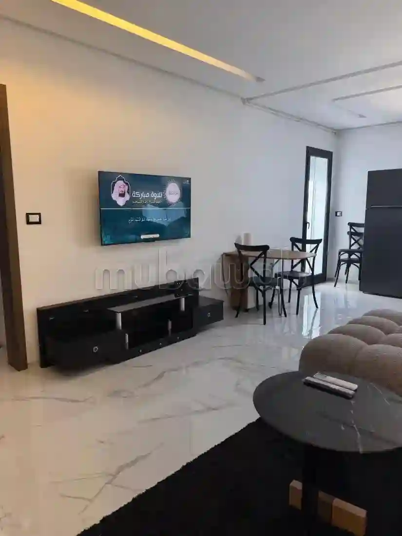 Bel Appart Neuf Proche des Commerces à Laouina