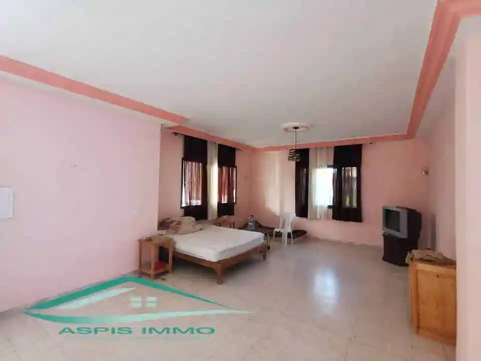 Vt675 Villa 512 m2 à Cite Merdes à Kelibia - Vue 2