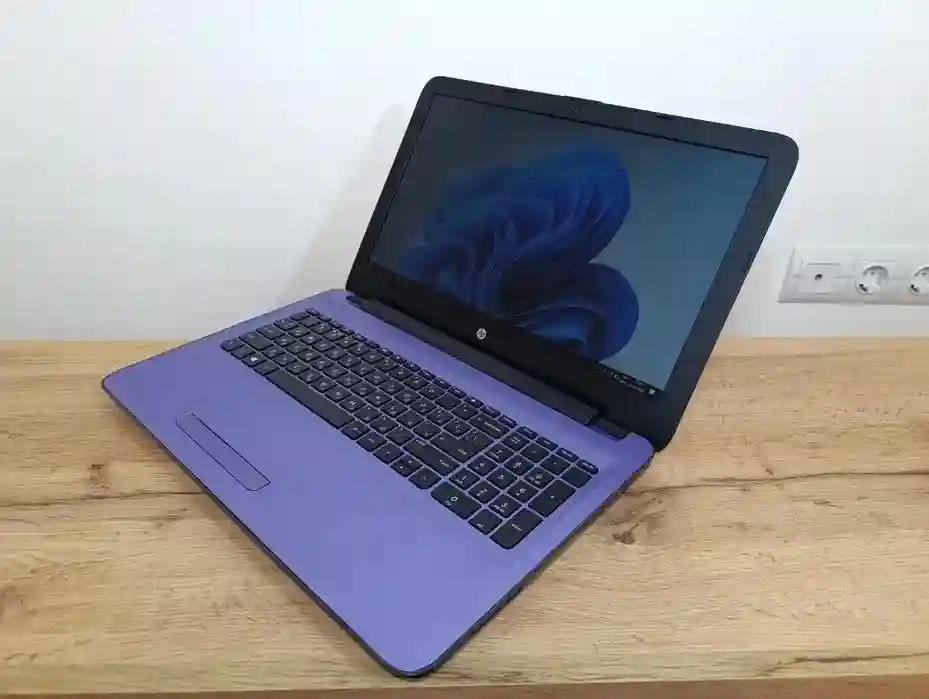 Hp Core i3 - Vue 1