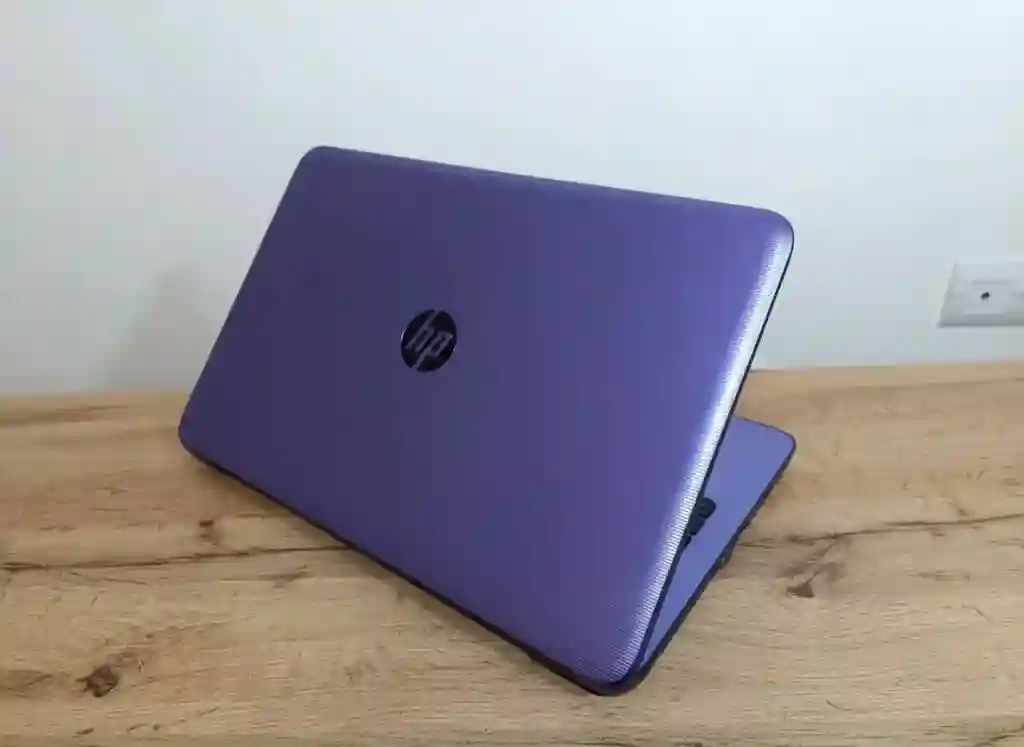 Hp Core i3 - Vue 3