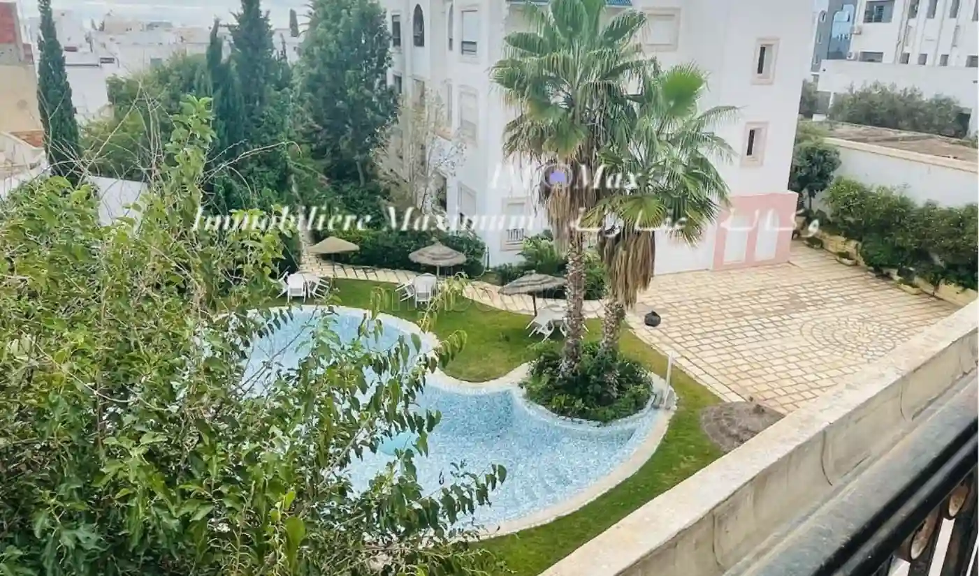 Appartement au Centre Ville Dans une Résidence Avec Piscine - Vue 3
