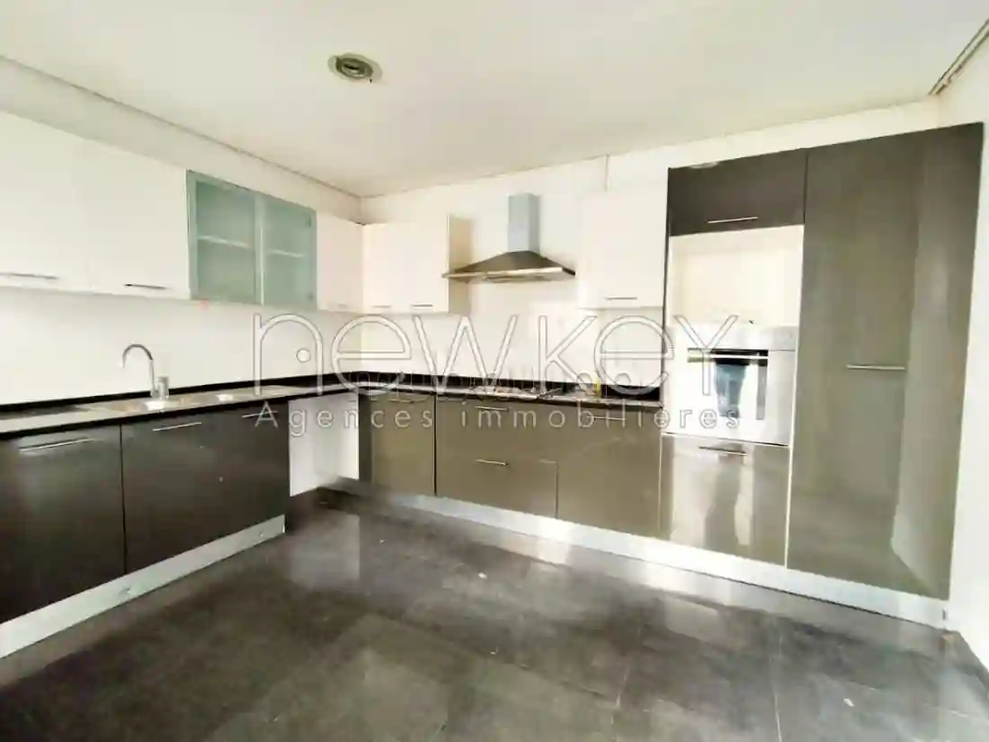 Appartement S3 Avec Terrasse À Louer Aux Jardins De Carthage - Vue 3