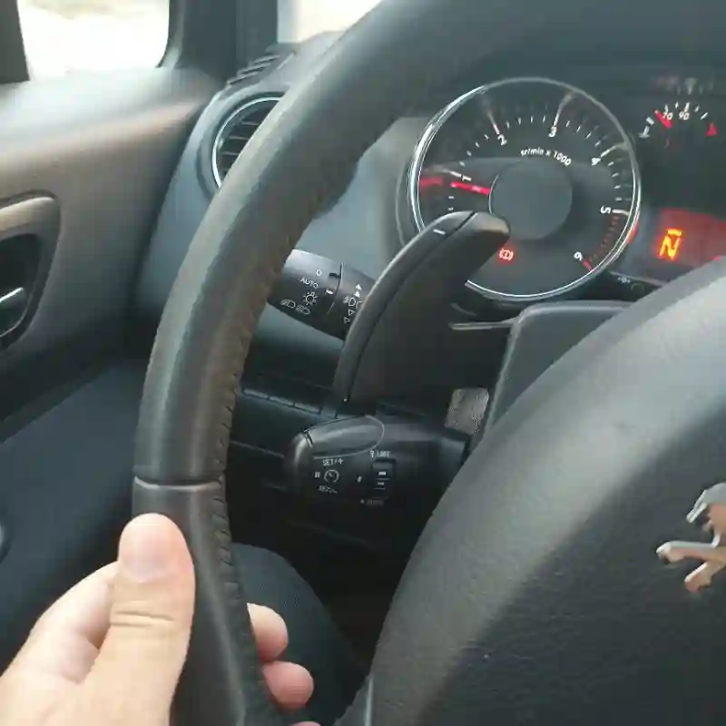 Peugeot 3008 Diesel 2015 - Vue 3