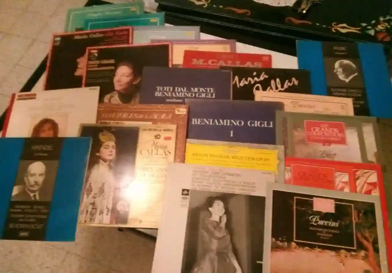 Disque Vinyle 33 Tours à La Soukra