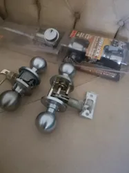 4 Serrures Argentées Importées à La Soukra