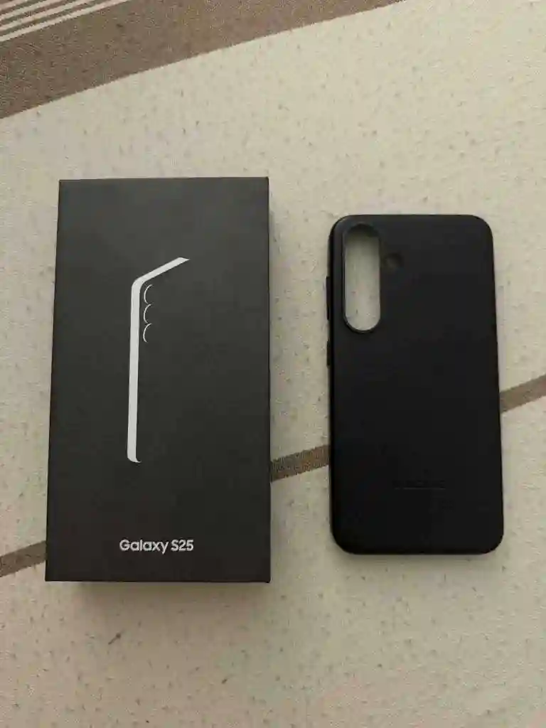 Samsung S25 Importé du Canada - Vue 1