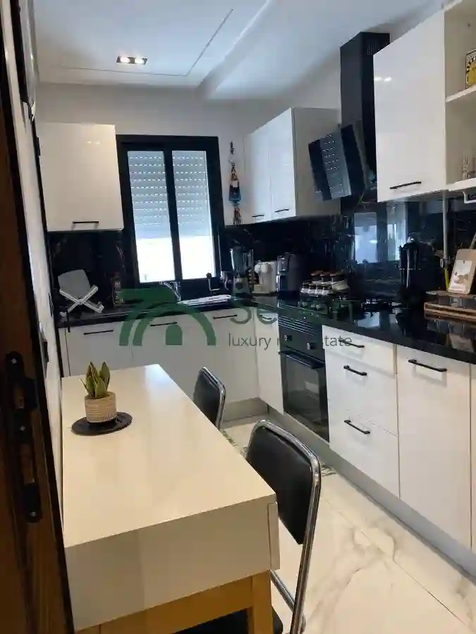 Un Appartement en s2 à Cité les Palmerais à Ain Zaghouan - Vue 4