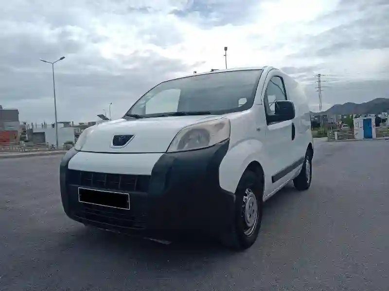 Peugeot Bipper Tepee Diesel 2016 - Vue 4