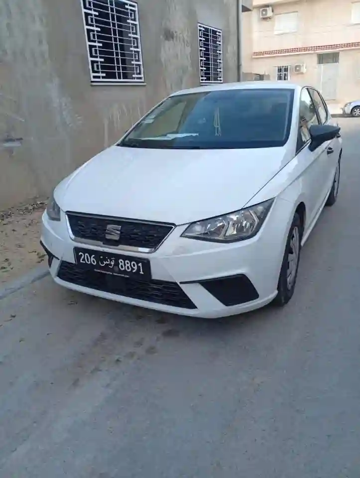 Seat Ibiza pop à Bou Mhel - Vue 1